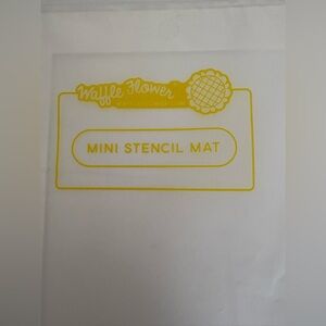 Waffle Flower Mini Stencil Mat